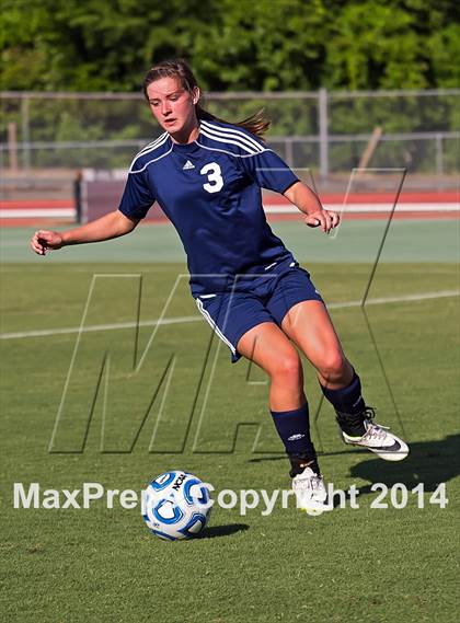 Thumbnail 3 in Community School of Davidson vs. East Carteret (NCHSAA 1A Final) photogallery.