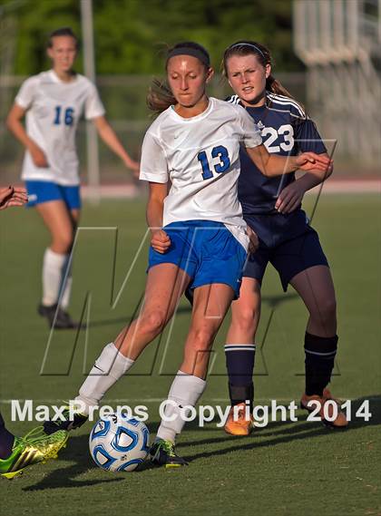 Thumbnail 2 in Community School of Davidson vs. East Carteret (NCHSAA 1A Final) photogallery.