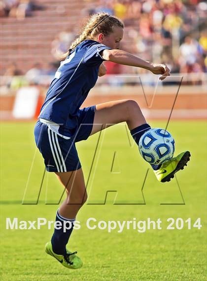 Thumbnail 1 in Community School of Davidson vs. East Carteret (NCHSAA 1A Final) photogallery.