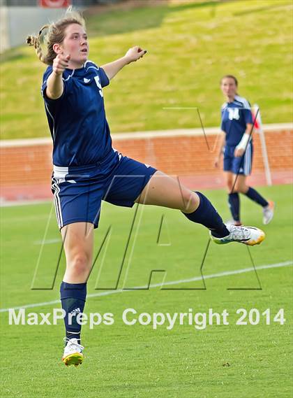 Thumbnail 2 in Community School of Davidson vs. East Carteret (NCHSAA 1A Final) photogallery.
