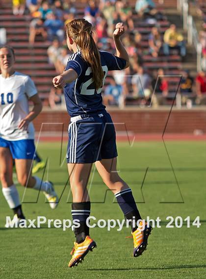 Thumbnail 2 in Community School of Davidson vs. East Carteret (NCHSAA 1A Final) photogallery.