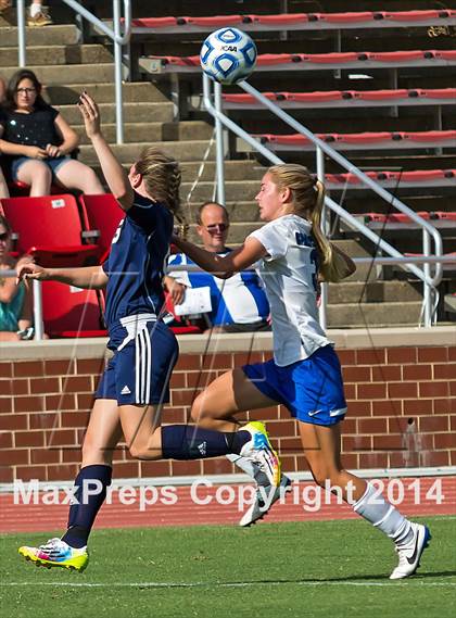 Thumbnail 3 in Community School of Davidson vs. East Carteret (NCHSAA 1A Final) photogallery.