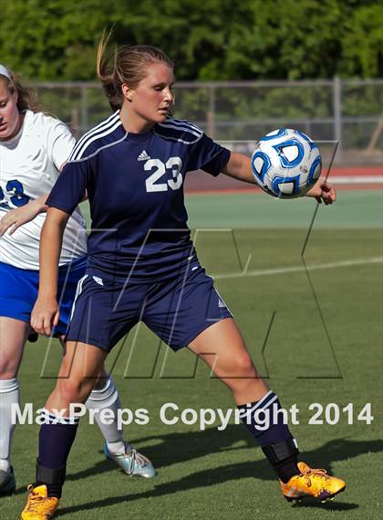 Thumbnail 2 in Community School of Davidson vs. East Carteret (NCHSAA 1A Final) photogallery.
