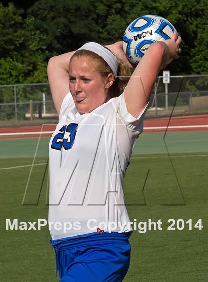 Thumbnail 3 in Community School of Davidson vs. East Carteret (NCHSAA 1A Final) photogallery.