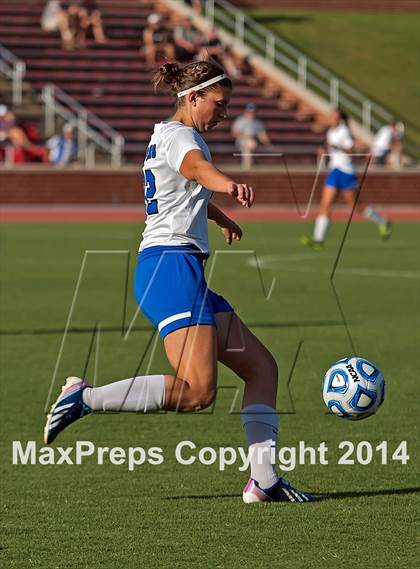 Thumbnail 3 in Community School of Davidson vs. East Carteret (NCHSAA 1A Final) photogallery.