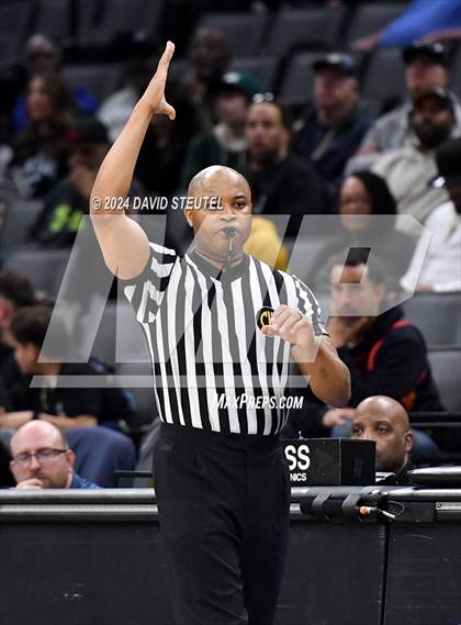Thumbnail 1 in Chatsworth vs. Monterey (CIF State D4 Final) photogallery.