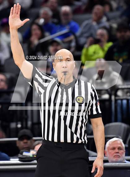 Thumbnail 3 in Chatsworth vs. Monterey (CIF State D4 Final) photogallery.