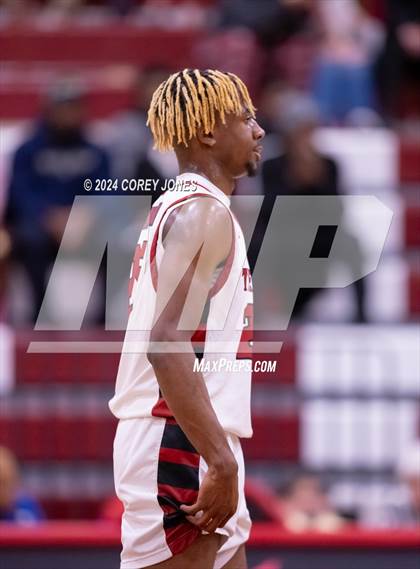 Thumbnail 3 in Eagle's Landing vs Warner Robins  photogallery.