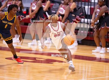 Thumbnail 2 in Eagle's Landing vs Warner Robins  photogallery.
