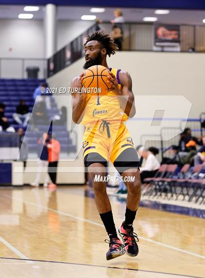 Thumbnail 2 in East Coweta vs. Pace Academy (Tournament of Champions Holiday Classic) photogallery.