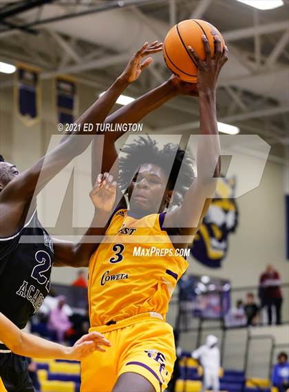 Thumbnail 1 in East Coweta vs. Pace Academy (Tournament of Champions Holiday Classic) photogallery.