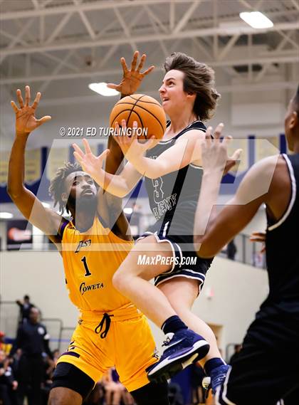 Thumbnail 1 in East Coweta vs. Pace Academy (Tournament of Champions Holiday Classic) photogallery.