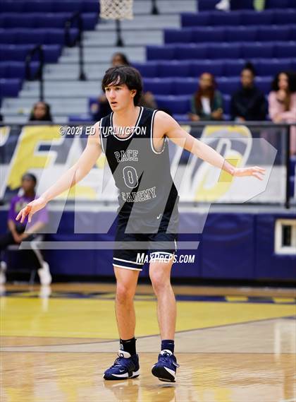 Thumbnail 2 in East Coweta vs. Pace Academy (Tournament of Champions Holiday Classic) photogallery.
