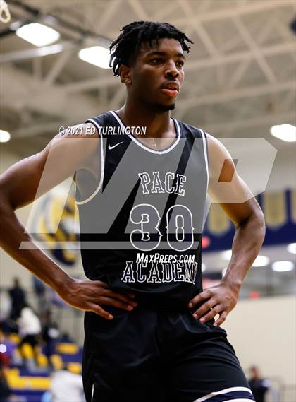 Thumbnail 2 in East Coweta vs. Pace Academy (Tournament of Champions Holiday Classic) photogallery.