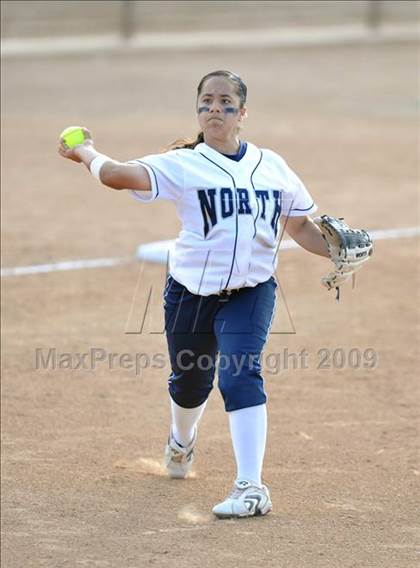 Thumbnail 2 in North vs. El Segundo (CIF SS D4 Final) photogallery.