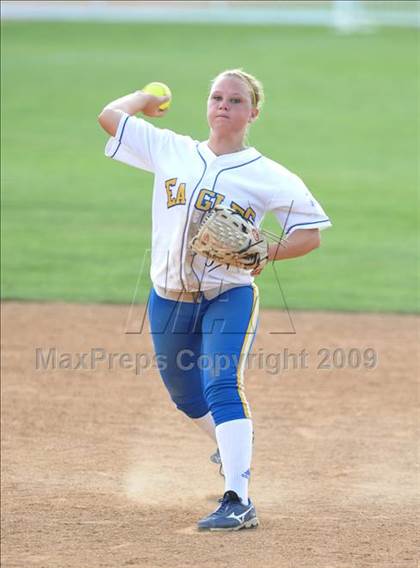 Thumbnail 2 in North vs. El Segundo (CIF SS D4 Final) photogallery.