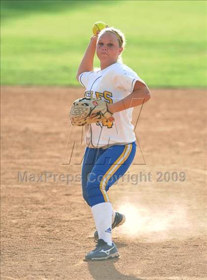 Thumbnail 1 in North vs. El Segundo (CIF SS D4 Final) photogallery.