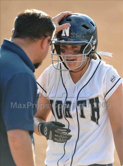 Thumbnail 2 in North vs. El Segundo (CIF SS D4 Final) photogallery.