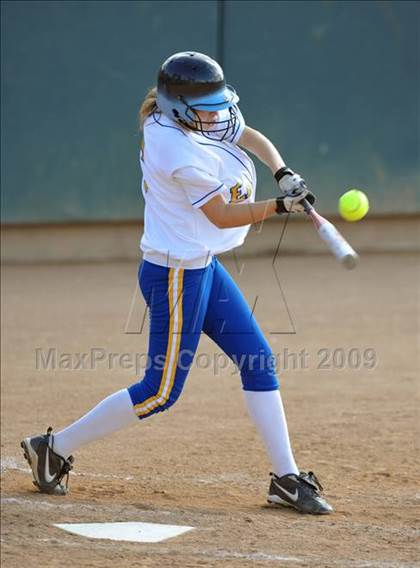 Thumbnail 1 in North vs. El Segundo (CIF SS D4 Final) photogallery.