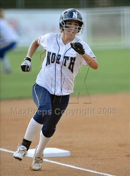 Thumbnail 1 in North vs. El Segundo (CIF SS D4 Final) photogallery.