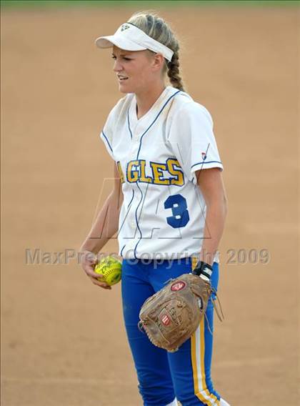 Thumbnail 2 in North vs. El Segundo (CIF SS D4 Final) photogallery.