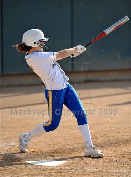 Thumbnail 3 in North vs. El Segundo (CIF SS D4 Final) photogallery.