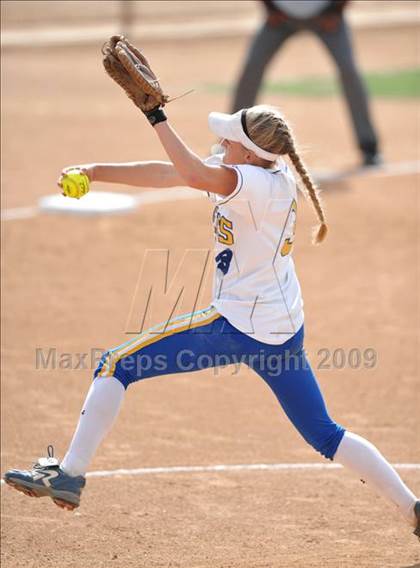 Thumbnail 3 in North vs. El Segundo (CIF SS D4 Final) photogallery.
