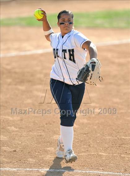 Thumbnail 1 in North vs. El Segundo (CIF SS D4 Final) photogallery.