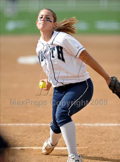Thumbnail 2 in North vs. El Segundo (CIF SS D4 Final) photogallery.
