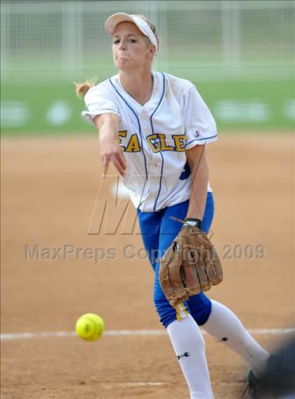 Thumbnail 2 in North vs. El Segundo (CIF SS D4 Final) photogallery.