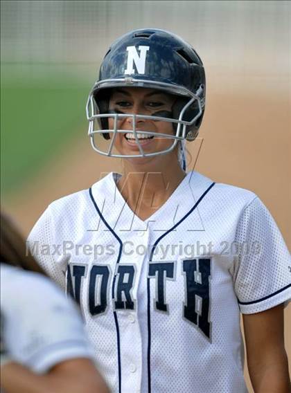 Thumbnail 2 in North vs. El Segundo (CIF SS D4 Final) photogallery.