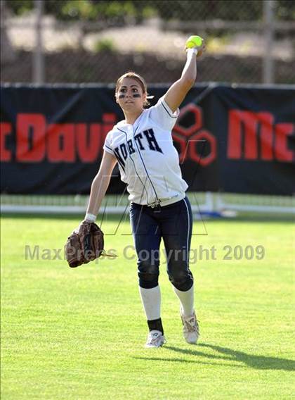 Thumbnail 3 in North vs. El Segundo (CIF SS D4 Final) photogallery.