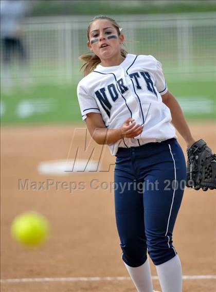 Thumbnail 1 in North vs. El Segundo (CIF SS D4 Final) photogallery.