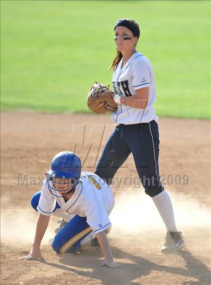 Thumbnail 2 in North vs. El Segundo (CIF SS D4 Final) photogallery.
