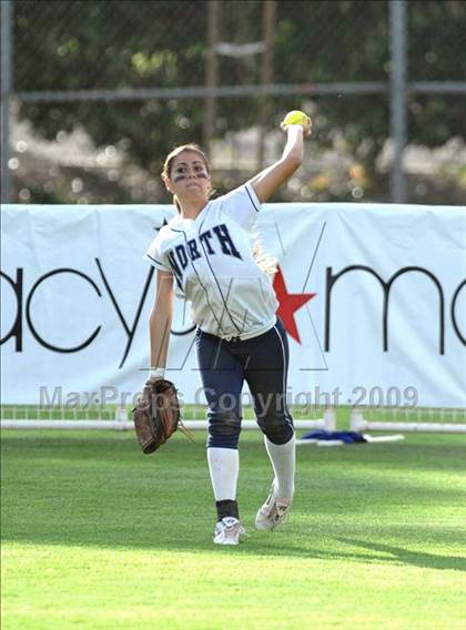Thumbnail 2 in North vs. El Segundo (CIF SS D4 Final) photogallery.