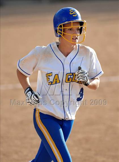 Thumbnail 3 in North vs. El Segundo (CIF SS D4 Final) photogallery.