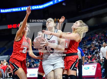 Thumbnail 2 in Hardin-Jefferson vs. Argyle (UIL 4A Final) photogallery.