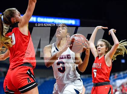 Thumbnail 2 in Hardin-Jefferson vs. Argyle (UIL 4A Final) photogallery.