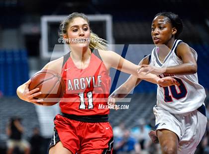 Thumbnail 2 in Hardin-Jefferson vs. Argyle (UIL 4A Final) photogallery.
