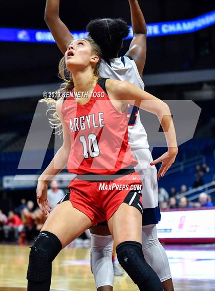 Thumbnail 1 in Hardin-Jefferson vs. Argyle (UIL 4A Final) photogallery.