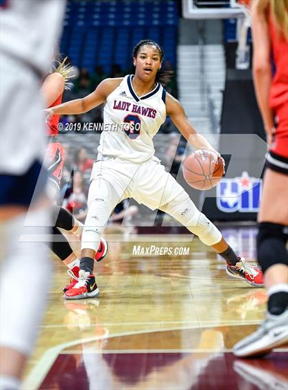 Thumbnail 3 in Hardin-Jefferson vs. Argyle (UIL 4A Final) photogallery.