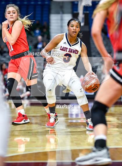 Thumbnail 2 in Hardin-Jefferson vs. Argyle (UIL 4A Final) photogallery.