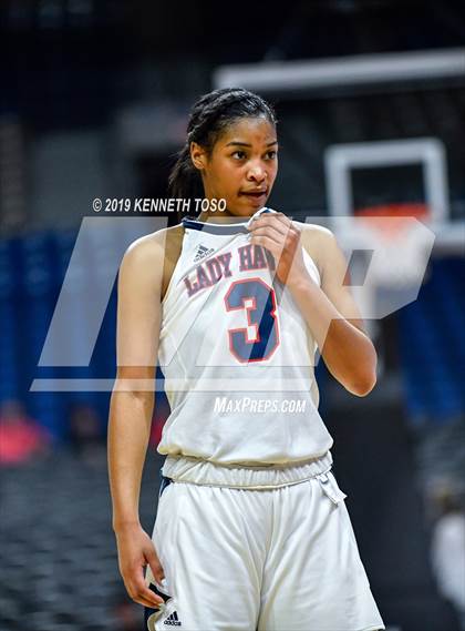 Thumbnail 3 in Hardin-Jefferson vs. Argyle (UIL 4A Final) photogallery.