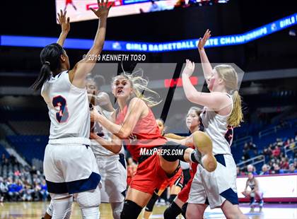 Thumbnail 3 in Hardin-Jefferson vs. Argyle (UIL 4A Final) photogallery.
