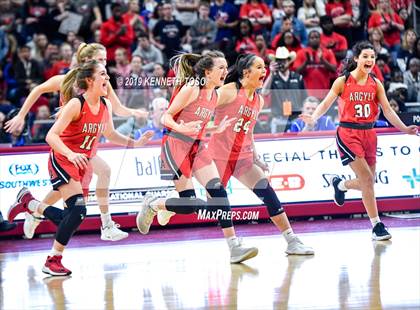 Thumbnail 3 in Hardin-Jefferson vs. Argyle (UIL 4A Final) photogallery.