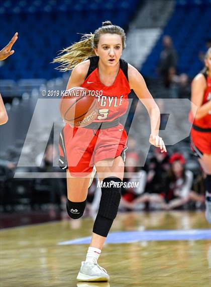 Thumbnail 1 in Hardin-Jefferson vs. Argyle (UIL 4A Final) photogallery.