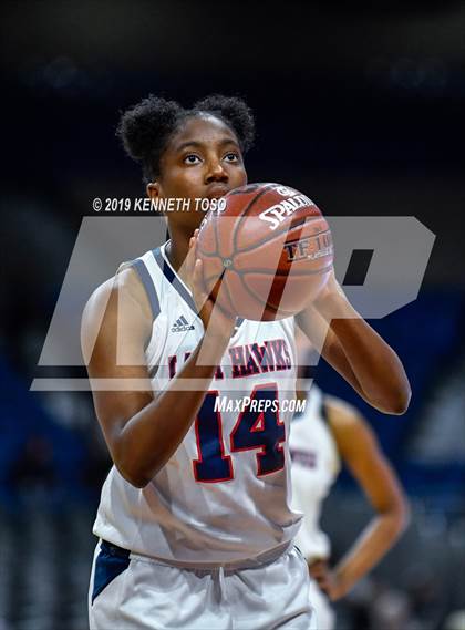 Thumbnail 3 in Hardin-Jefferson vs. Argyle (UIL 4A Final) photogallery.