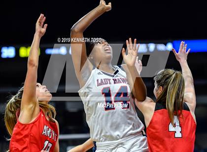 Thumbnail 1 in Hardin-Jefferson vs. Argyle (UIL 4A Final) photogallery.
