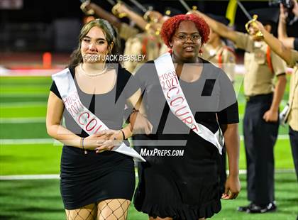 Thumbnail 1 in St. Mary's @ Glendale (Homecoming) photogallery.