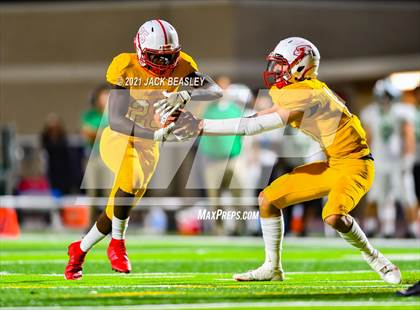 Thumbnail 2 in St. Mary's @ Glendale (Homecoming) photogallery.